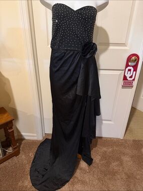 black bridesmaid dresses with purple flowers Lady Tie - Vivica Gown - Floral Beaded Bodice & Skirt Inset 2024-pre-order-claud-wide Backyard Bridal Shower - Need a custom order? Size:X-Large/17-17.5 Neck/34-35 Sleeve
